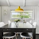 Awesome In With Kitchen Hébergement de vacances *
