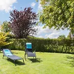 Hébergement de vacances Awesome In With Kitchen *