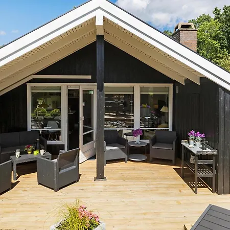 Дом отдыха Awesome In With Kitchen Egernsund